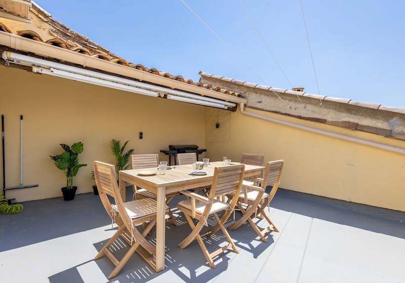 Maison avec belle terrasse tropézienne entre mer, canal et village – Villeneuve-lès-Béziers