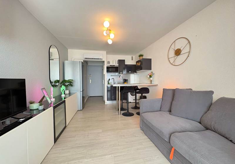 Studio chaleureux en front de mer face à la Méditerranée – Agde