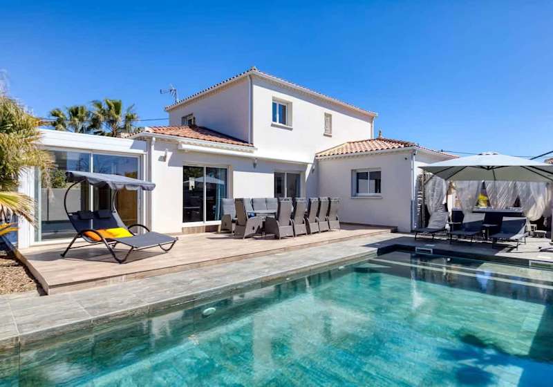 Villa Anja Agde – Piscine chauffée & Jacuzzi | Villa familiale – Agde