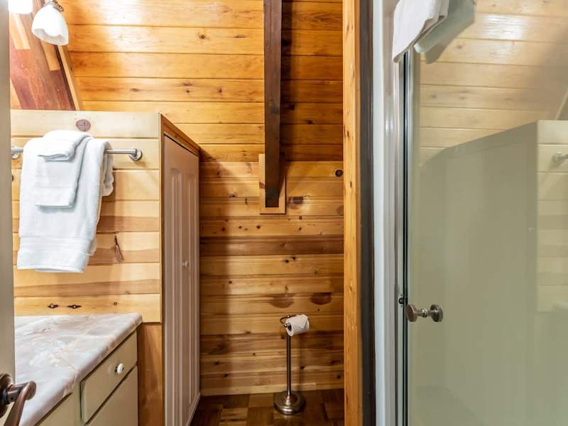 Full Bathroom Downstairs 