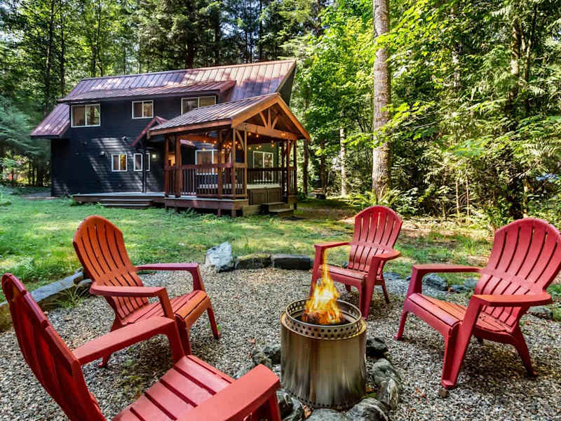 Toast some marshmallows and cozy up by the gas fire pit. 