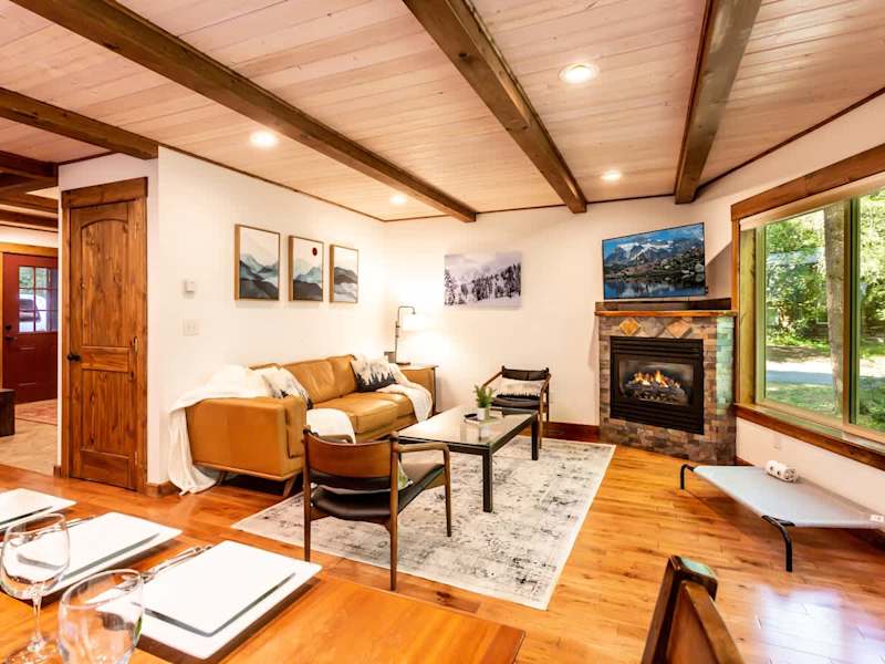 Cozy up by the gas fireplace on a cozy leather couch, or watch a movie one the Smart TV. 