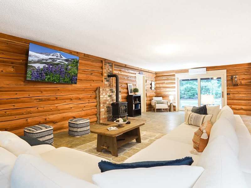 Secondary living area