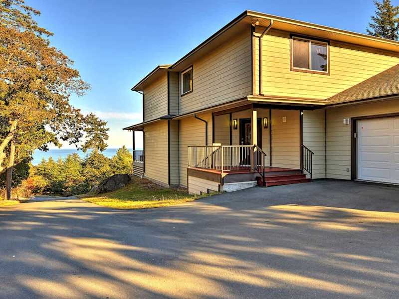 Ample parking in the driveway or the double garage.