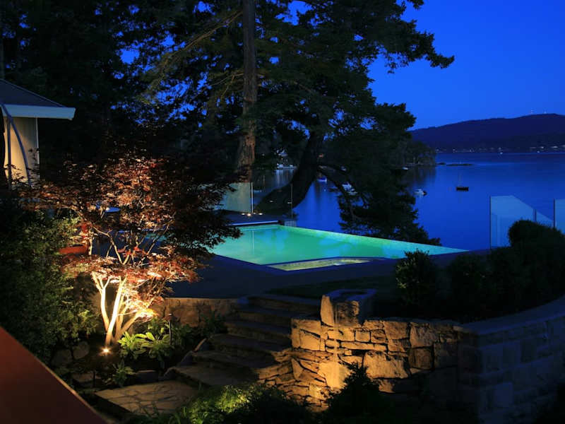 Relax by the infinity pool and hot tub in the evening. 