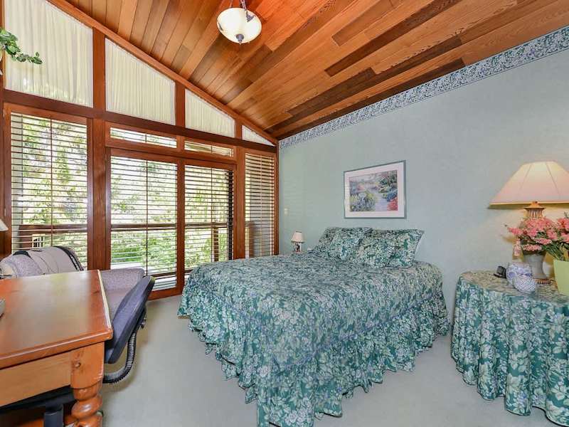 Second bedroom on the main level. 