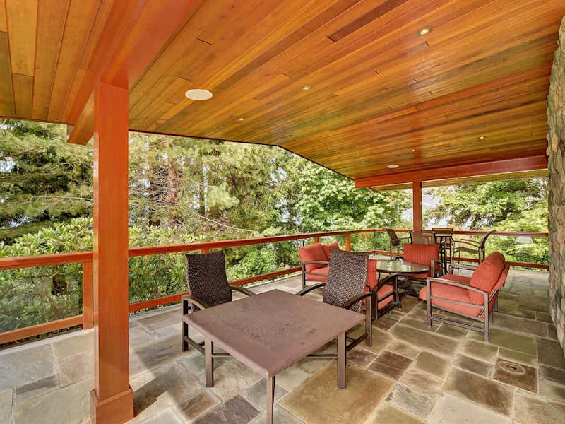Expansive outside deck space. 