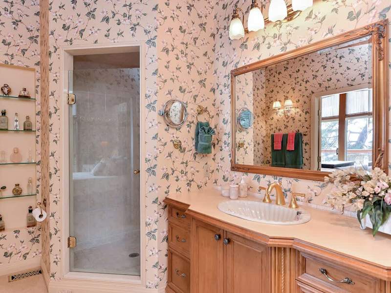 Master bedroom ensuite. 