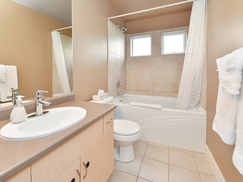 Main level suite 4th bathroom. 