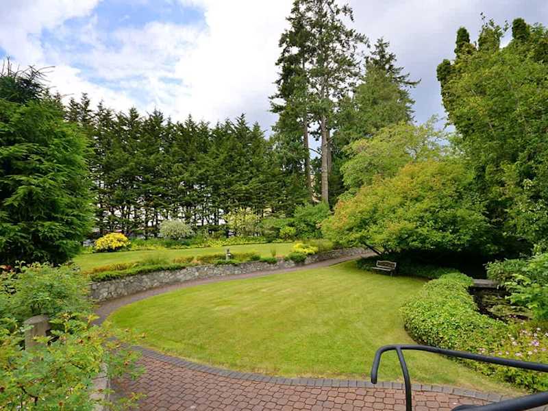 Miraloma gardens