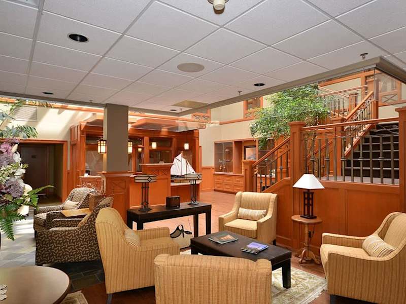 Spacious main floor foyer