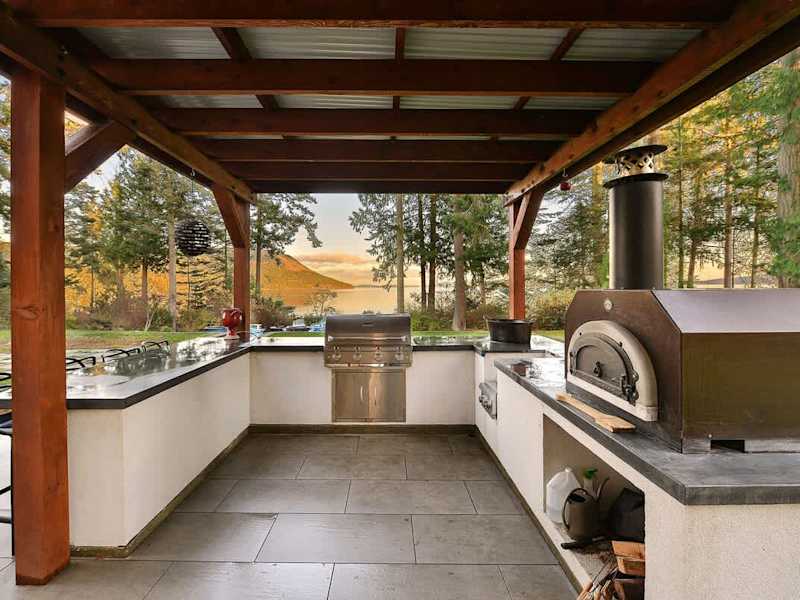 Covered outdoor kitchen for your stay.