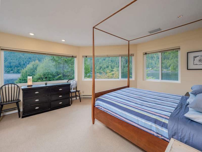 Upstairs primary bedroom. 