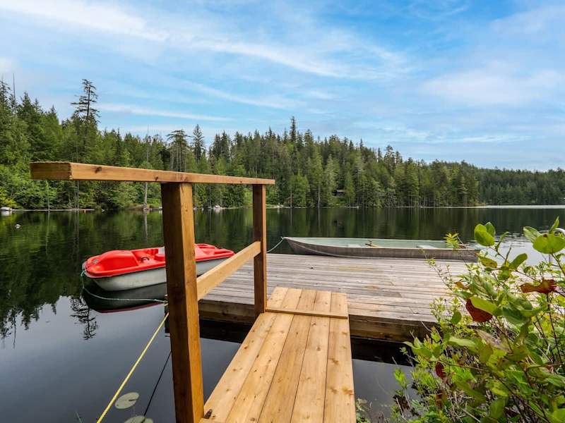 One of the 2 private lakeside docks. 
