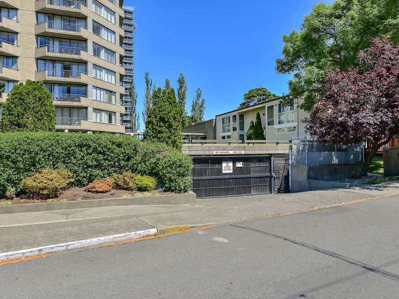 Beacon Hill View Condo, photo 8 of 43