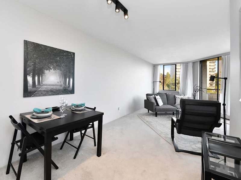 Modern dining space for 2.