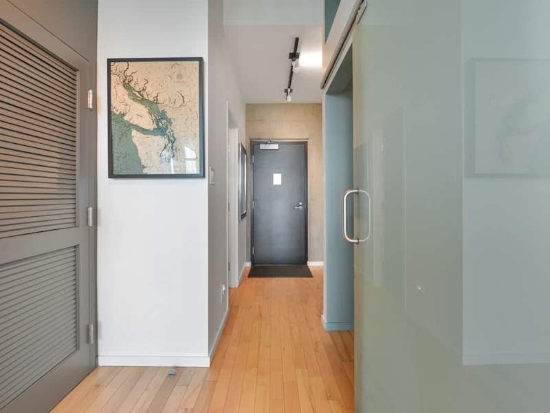 Main hallway and entrance to the condo.