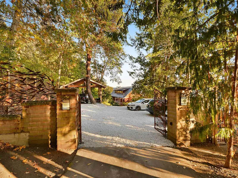 Gated property for privacy.