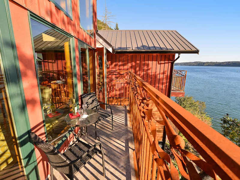 Main balcony with sweeping Bay Views and ornate kelp rails.