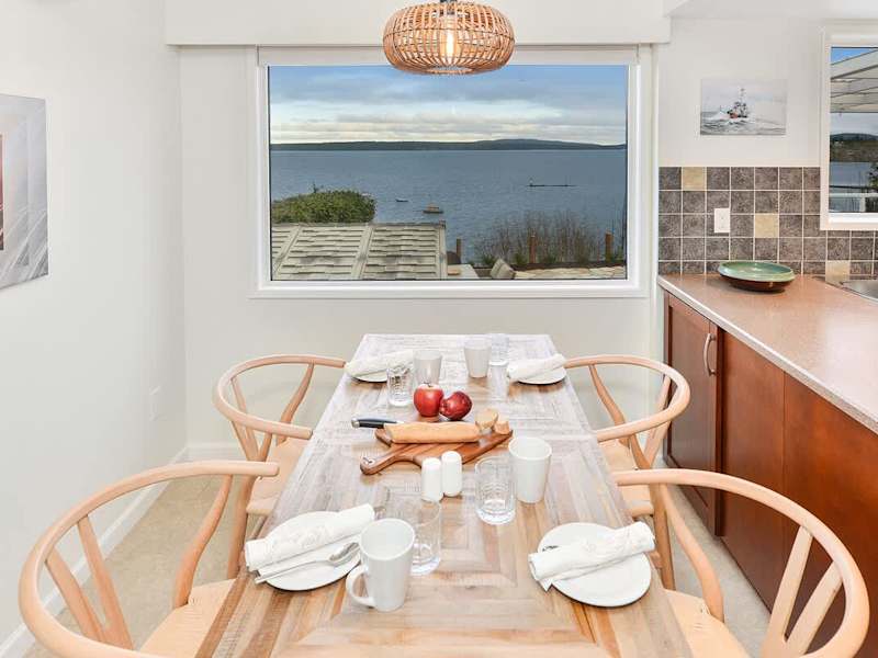 Extra dining space in the kitchen breakfast nook.