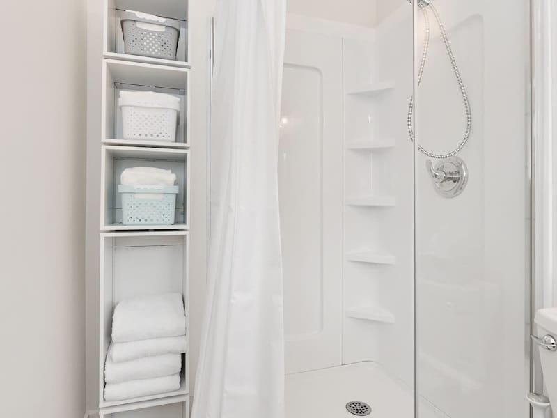 Primary bedroom ensuite.