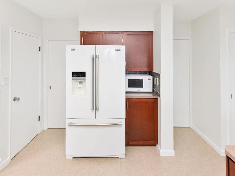 Fully equipped kitchen for the chef in your group.