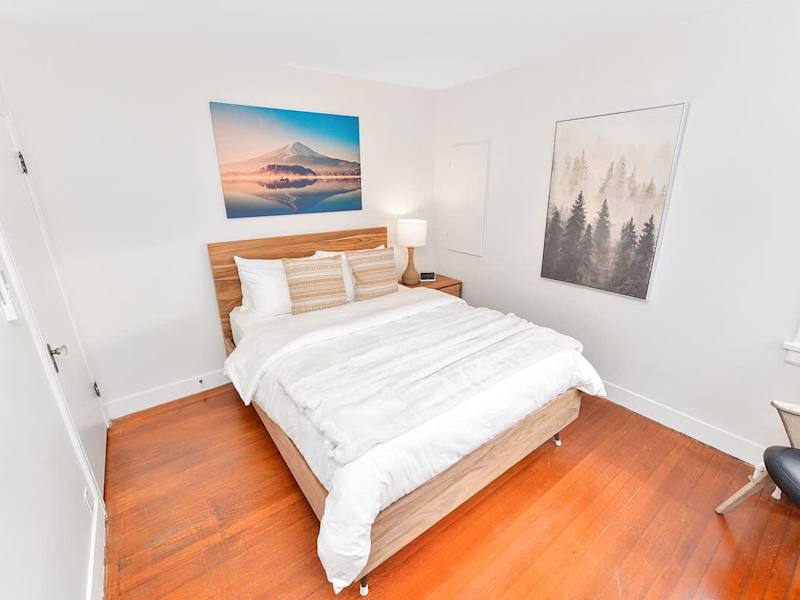 Second bedroom with queen bed.