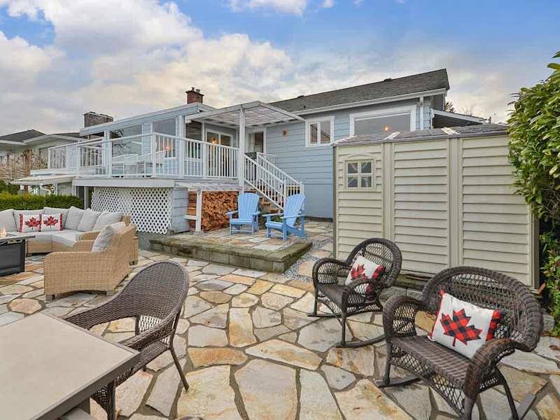 Oceanside patio living.