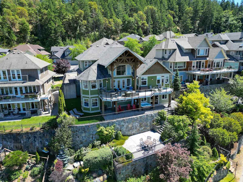 Mount Finlayson View Villa. back, view, and garden terrace side.