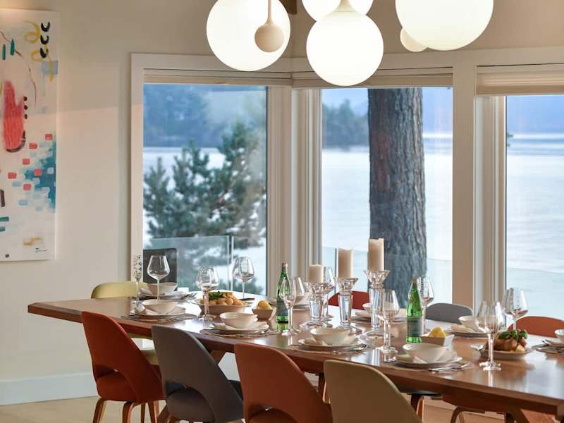 Dine with incredible ocean views.