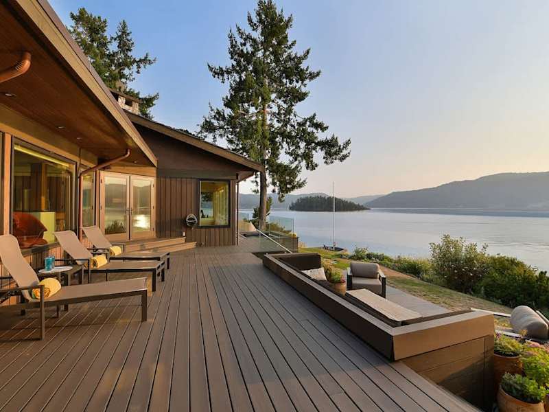 Island Luxury Oceanside Estate living at its finest.