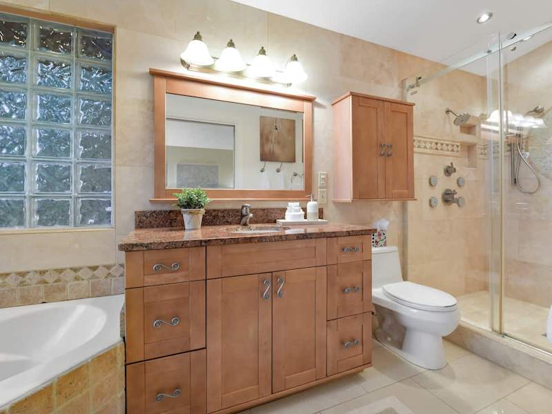 Primary ensuite