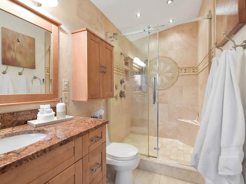 Spacious ensuite