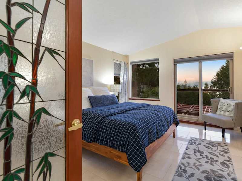 Primary king size room