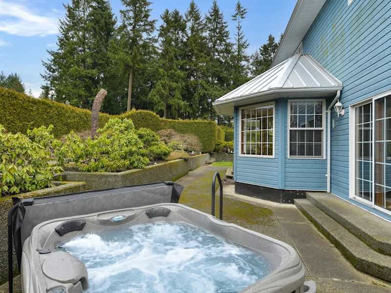 Enjoy the Hot Tub
