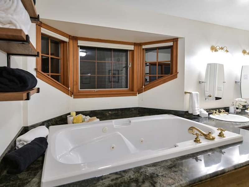Soaker Tub
