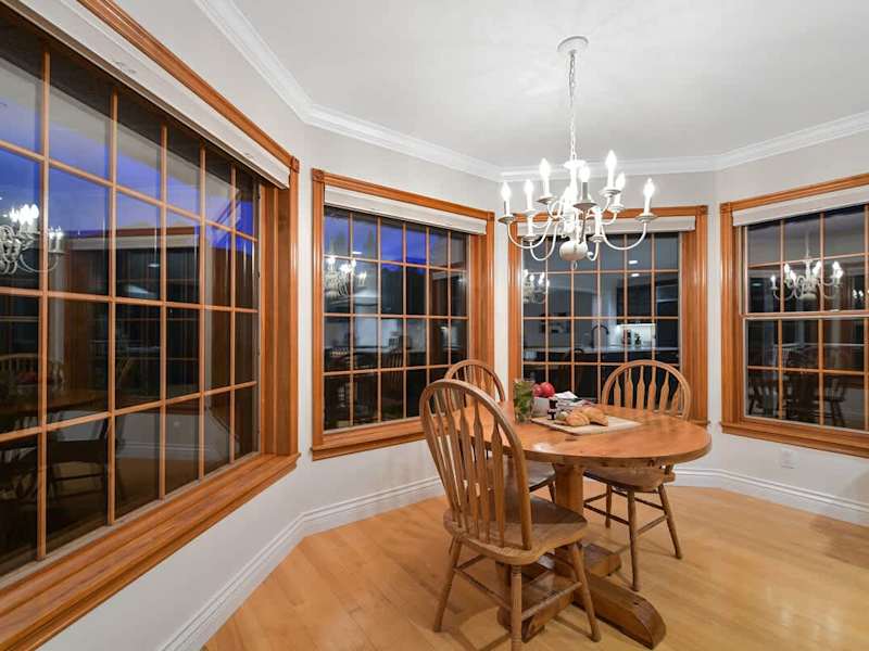 Kitchen Window Seating