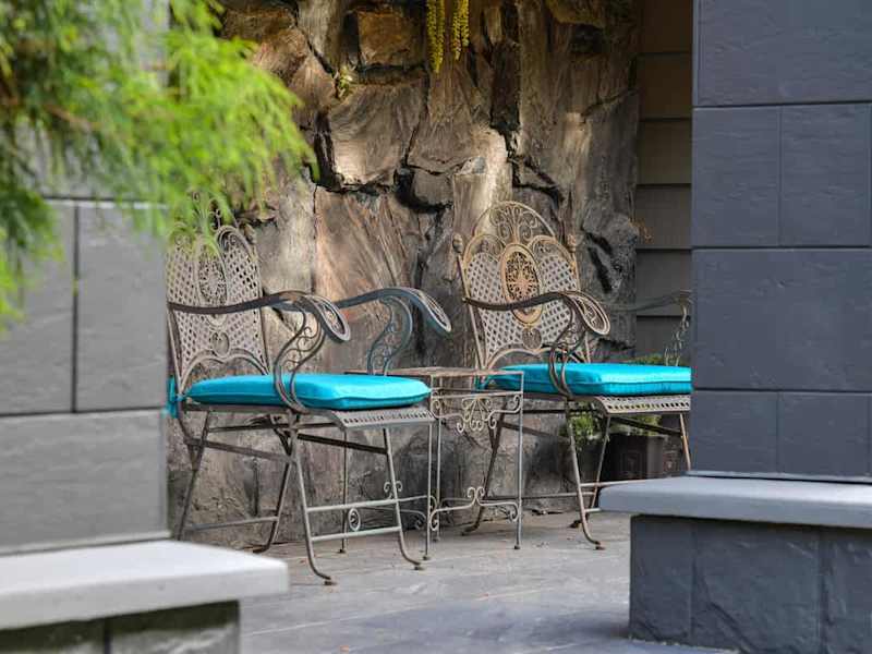 Garden side main level quiet seating area.