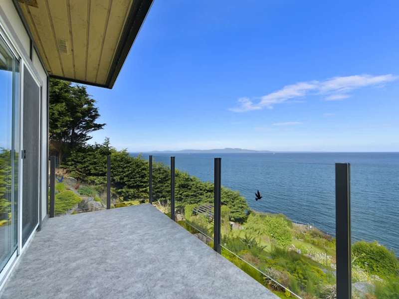 Main level decks with fantastic ocean views.