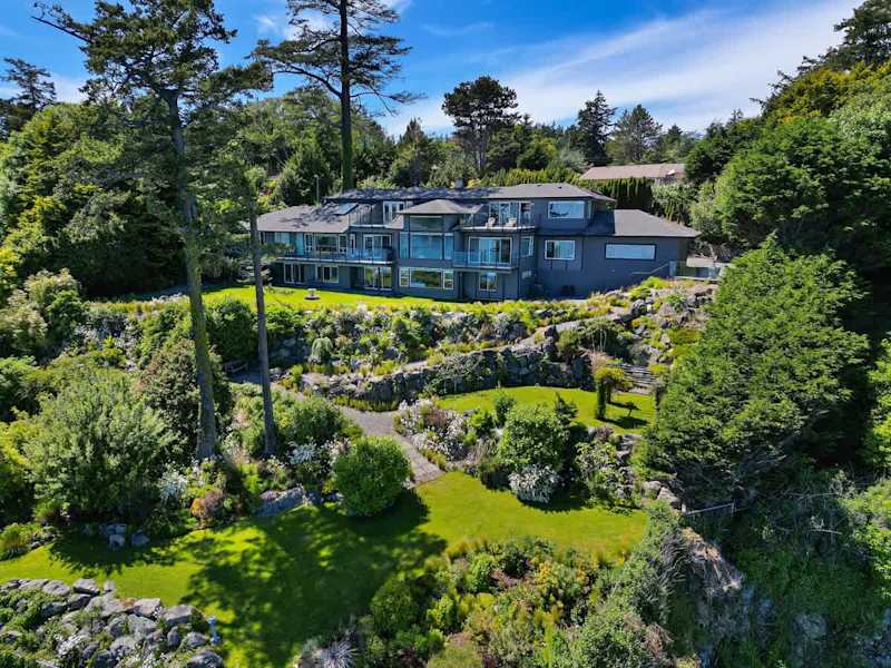 Oceanfront Oasis with Spectacular Views.