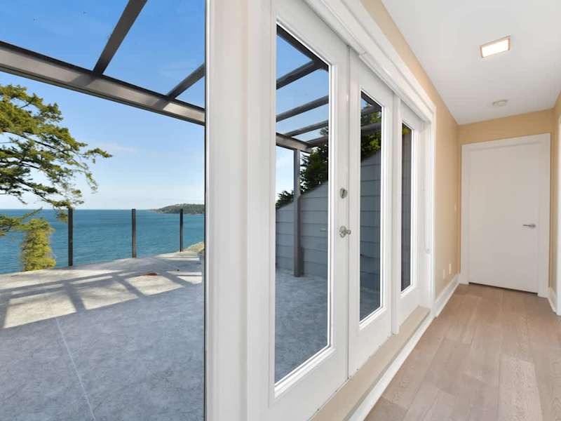 Top floor ocean view deck space.