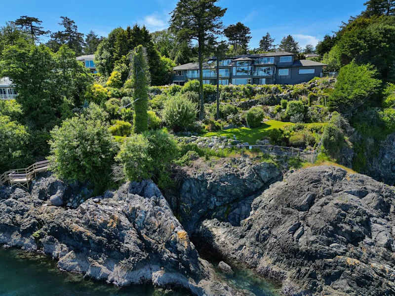 Oceanfront Oasis with Spectacular Views.