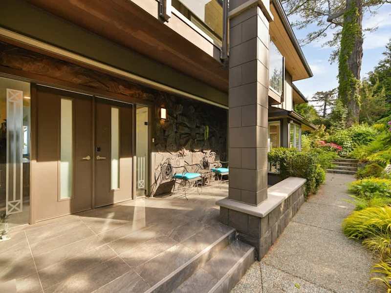 Main house entrance with beautiful Zen like gardens.