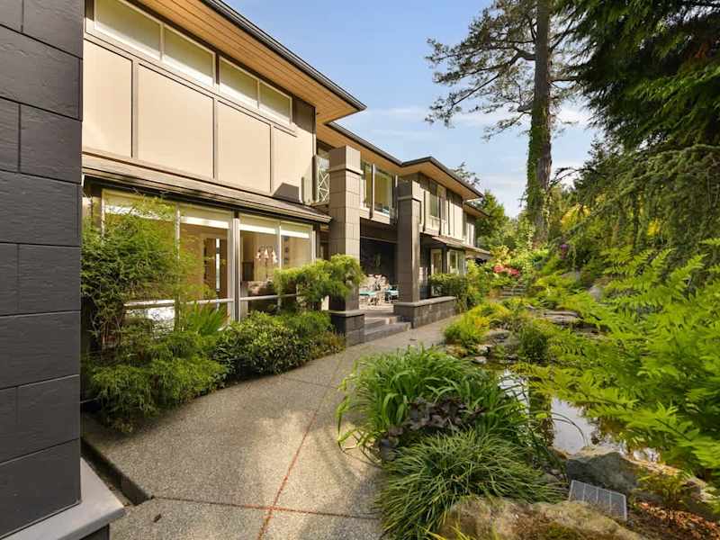 Main house entrance with beautiful Zen like gardens.