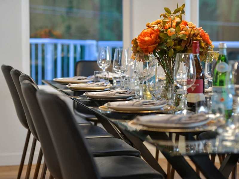 Main level formal dining area.