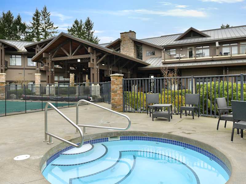 Common area hot tub.