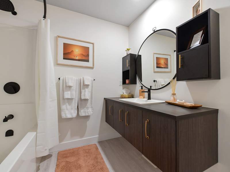 Master Ensuite Bathroom