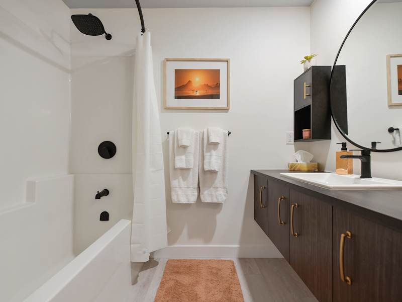 Master Ensuite Bathroom