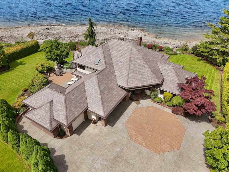 Birds Eye View Front of property