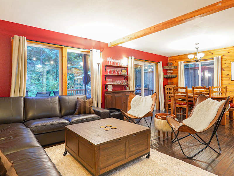 Bel Chalet | Hot Tub, Gas Fireplace, Sleeps 6, photo 2 of 38